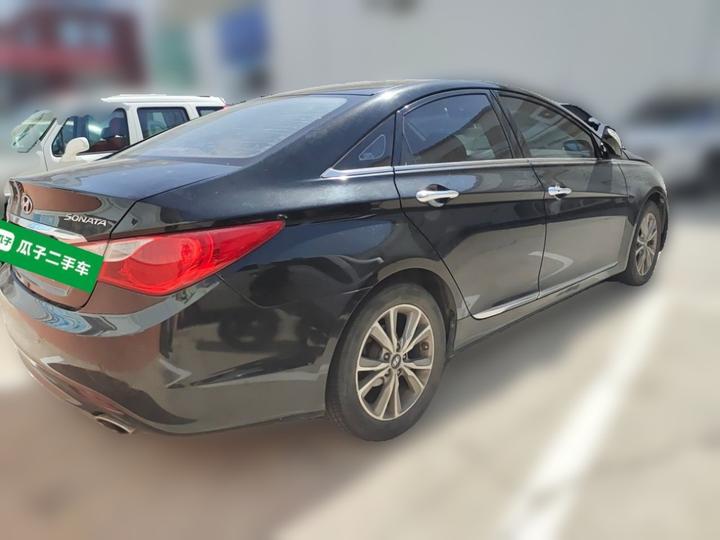 Sonata 2015 Classic 2.0L AT Luxury photo 6
