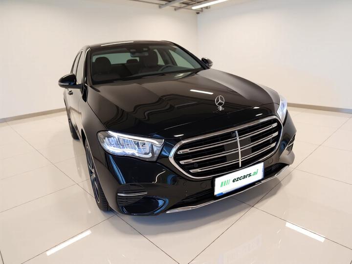 E-Class 2024 E 300 L Luxury photo 3