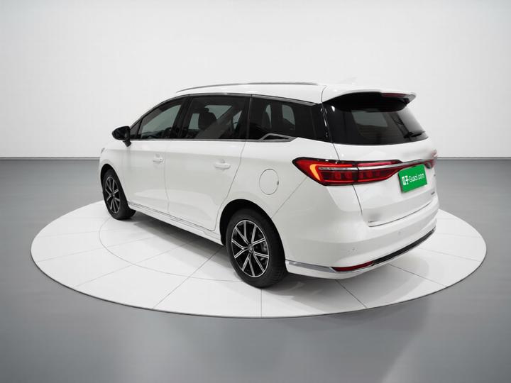 Song MAX EV 2022 DM-i 105KM Noble photo 4