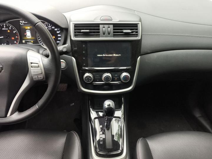 Tiida 2021 1.6L CVT photo 8