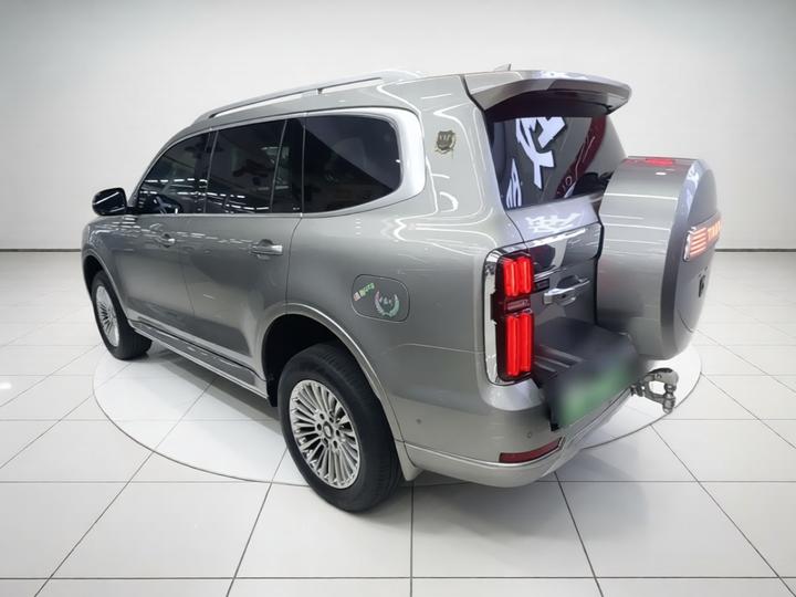 500 EV 2024 Hi4-T photo 4