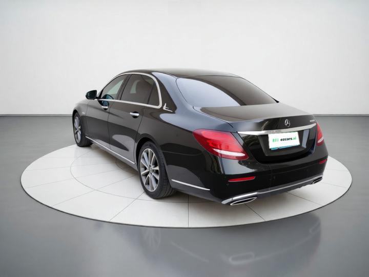 E-Class 2017 E 300 L Luxury photo 4
