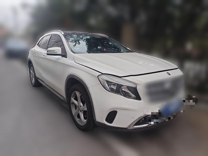 GLA 2018 GLA 200 Dynamic photo 3