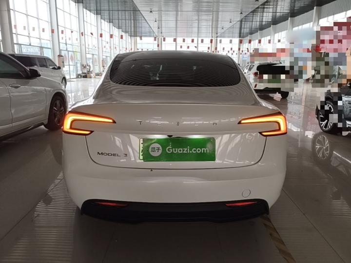 Model 3 2025 RWD photo 3