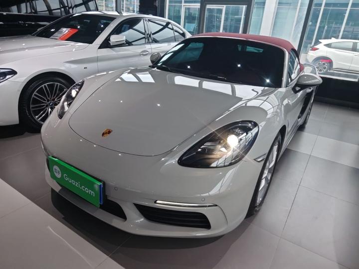 718 2022 Boxster 2.0T