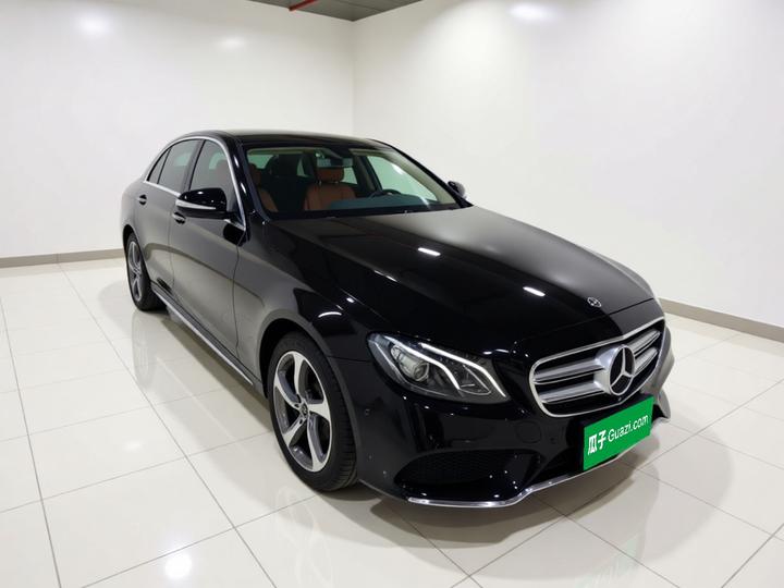 E-Class 2017 E 300 L Luxury photo 3