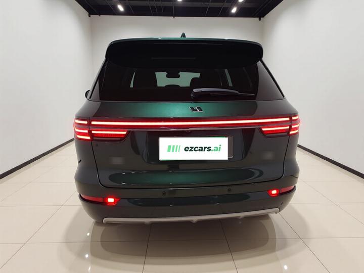 Li Auto ONE 2021 EREV 6-Seater photo 3