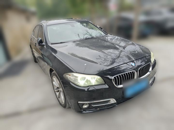 5 Series 2017 525Li Leading photo 3