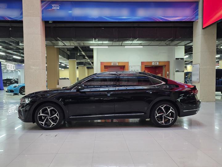 Passat 2025 380TSI photo 4