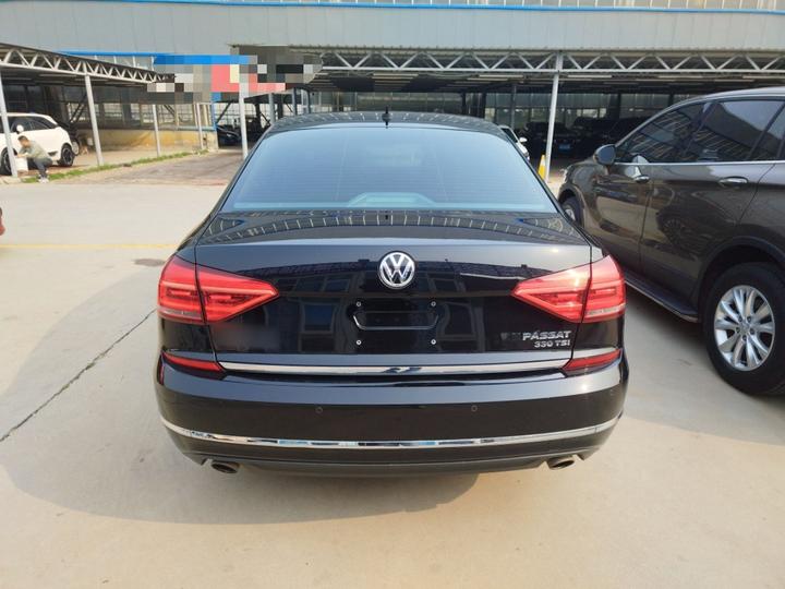 Passat 2017 330TSI DSG photo 3