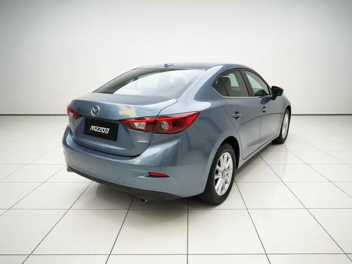 3 Axela 2017 Sedan 1.5L AT Luxury China V photo 6