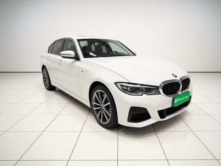 3 Series 2022 325Li M Sport Package photo 3