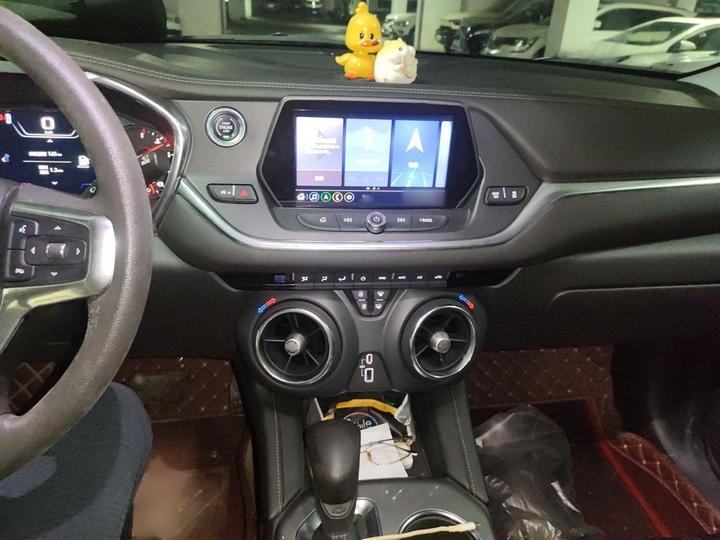 2020 650T 7-Seater photo 5