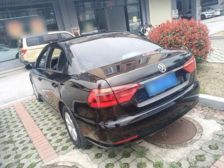 Lavida 2015 1.6L AT photo 4