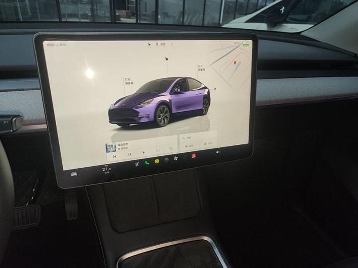 Model Y 2024 RWD photo 4