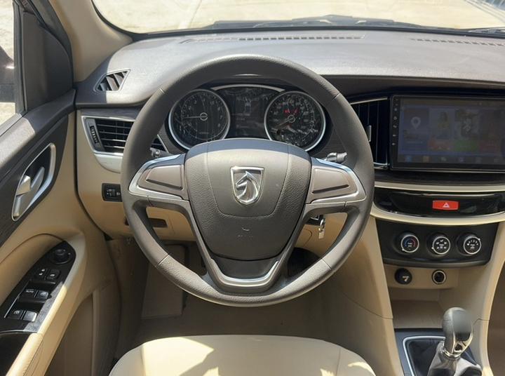 730 2016 Facelift 1.5L MT Standard 7-Seater China V photo 3