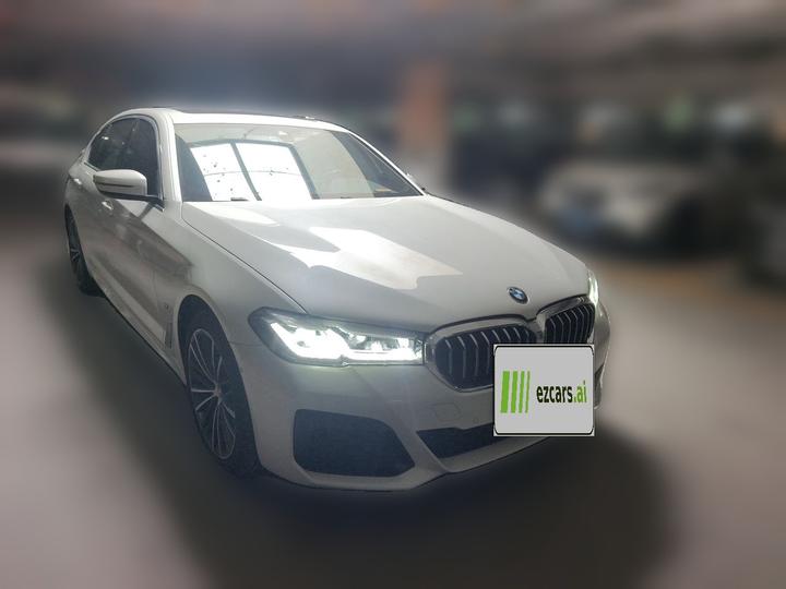 5 Series 2021 530Li Leading M Sport Package photo 3