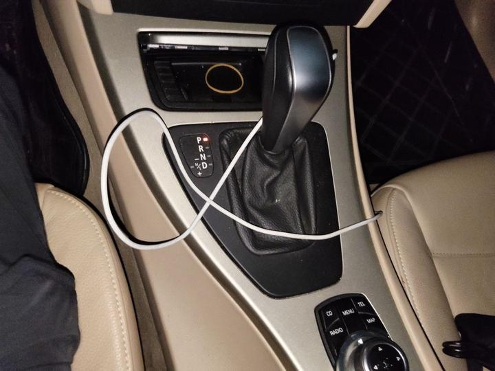 3 Series Imported 2010 320i Luxury photo 6