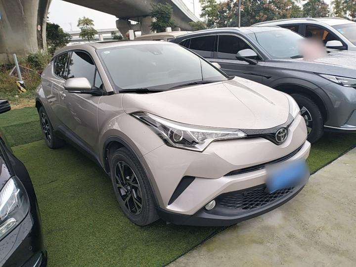 C-HR 2020 2.0L Leading photo 3