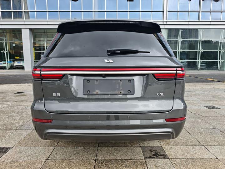 Li Auto ONE 2020 EREV 6-Seater photo 3