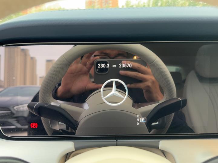 E-Class Imported 2023 E 260 Coupe photo 7