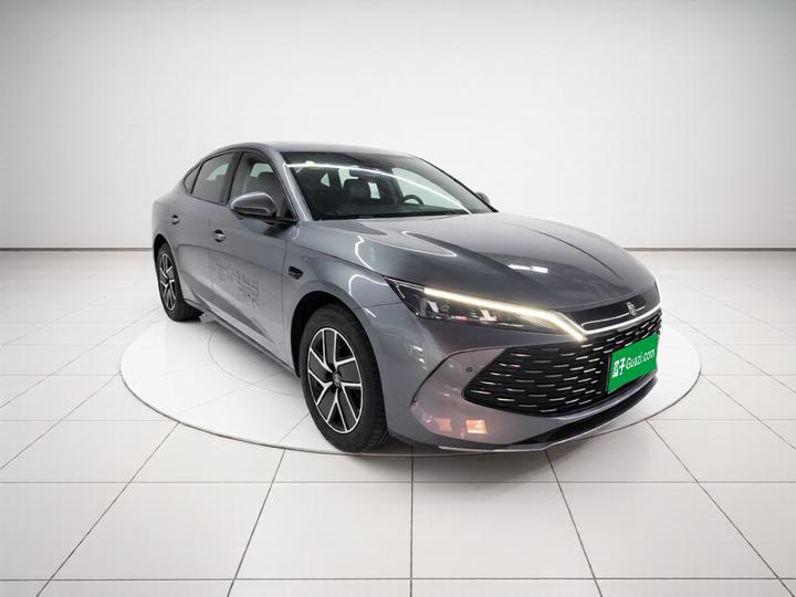 Qin L 2025 DM-i ADAS 120KM photo 3