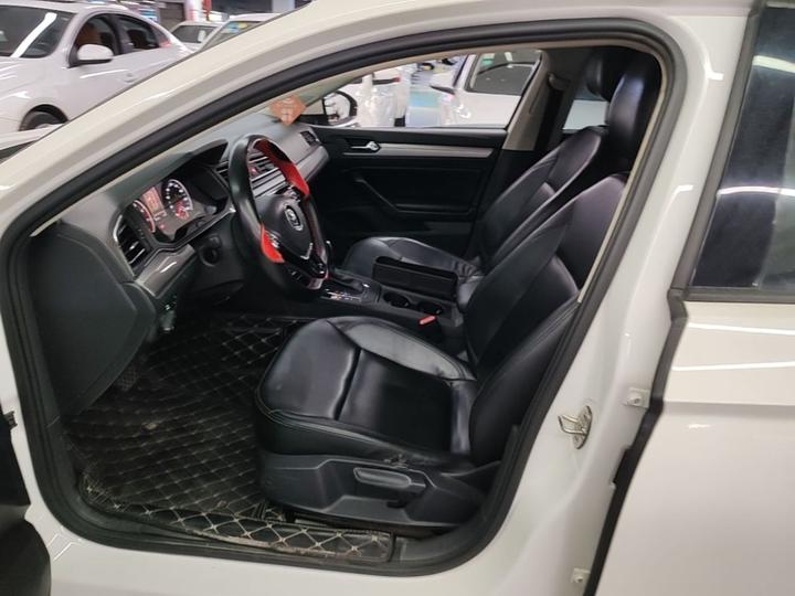 Lamando 2019 230TSI DSG China V photo 6