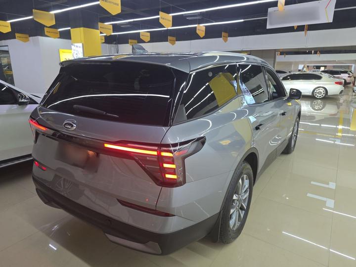 2025 Edge L 2.0T EcoBoost RWD 7-Seater Luxury photo 4