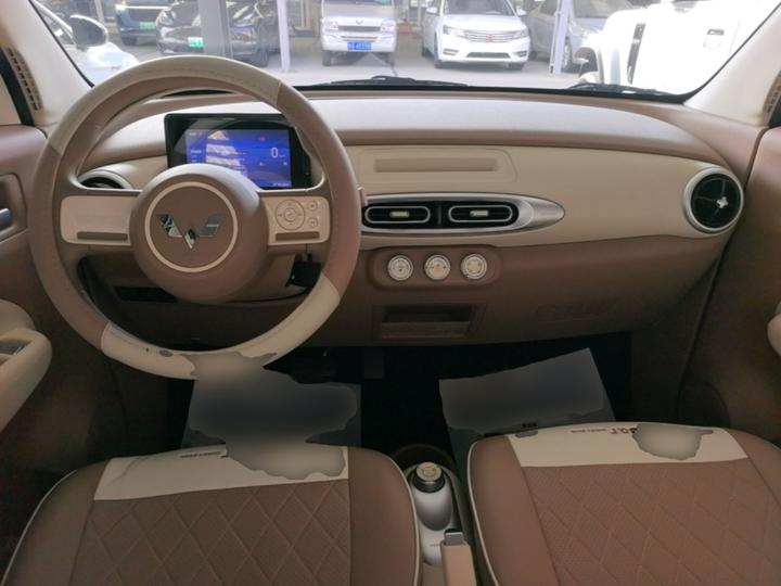 Hongguang MINIEV 2025 4th Gen 4-Door Advanced photo 5