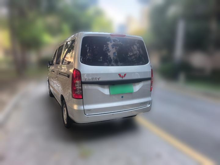 Wuling Hongguang V 2022 1.5L LAR photo 4