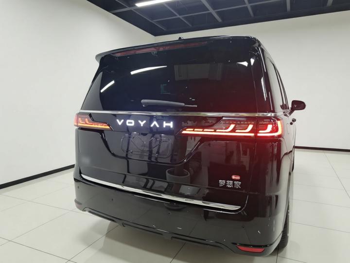 Voyah Dreamer 2025 PHEV AWD Excellence Qiankun photo 3