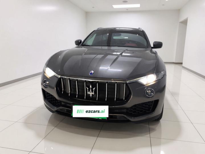 Levante 2021 3.0T Standard photo 2