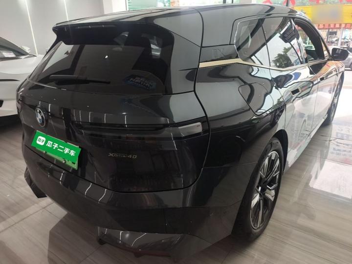 iX 2022 xDrive40 photo 6