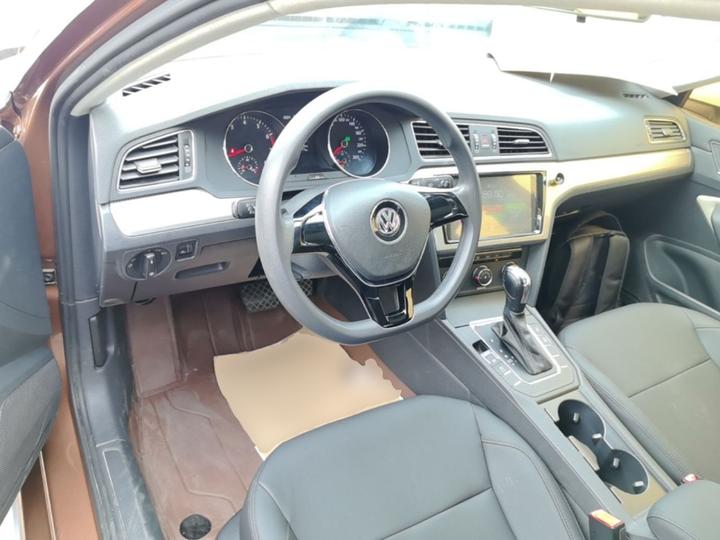 Lamando 2017 230TSI DSG photo 5