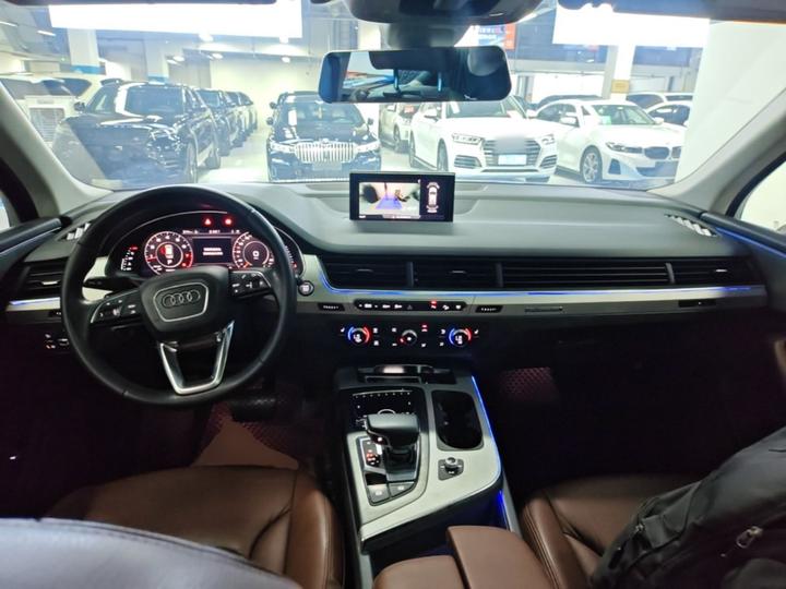 Q7 2019 45 TFSI Comfort photo 5