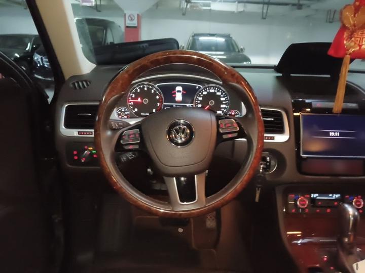 Touareg 2011 3.0TSI Comfort photo 3