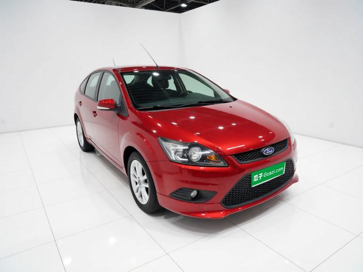 Focus 2013 Hatchback Classic 1.8L AT Anniversary Edition photo 3