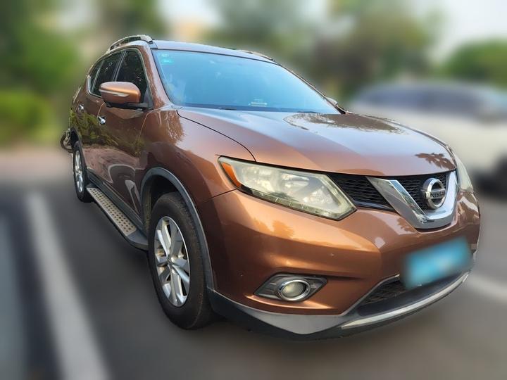 X-Trail 2014 2.0L CVT Comfort 2WD photo 3