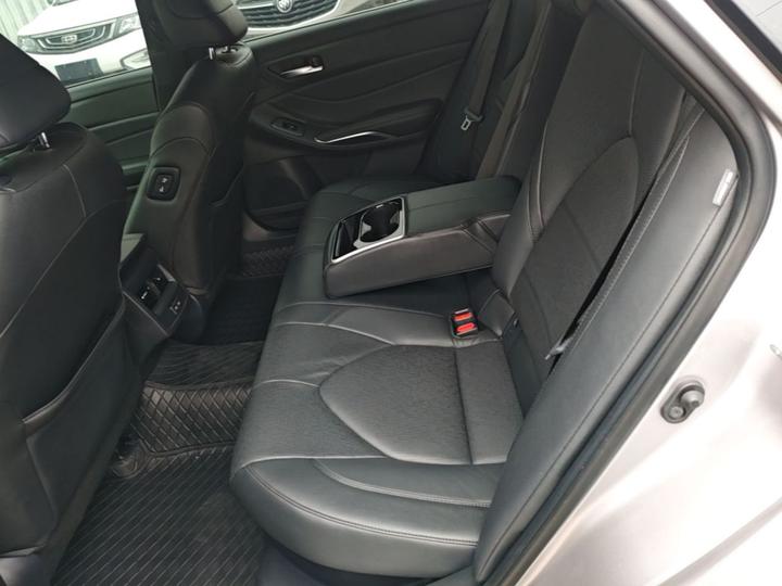 Avalon 2023 Hybrid 2.5L Luxury photo 4