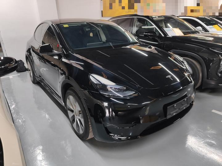 Model Y 2022 Facelift RWD photo 3