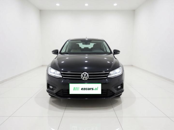Sagitar 2015 1.6L AT Comfort photo 2