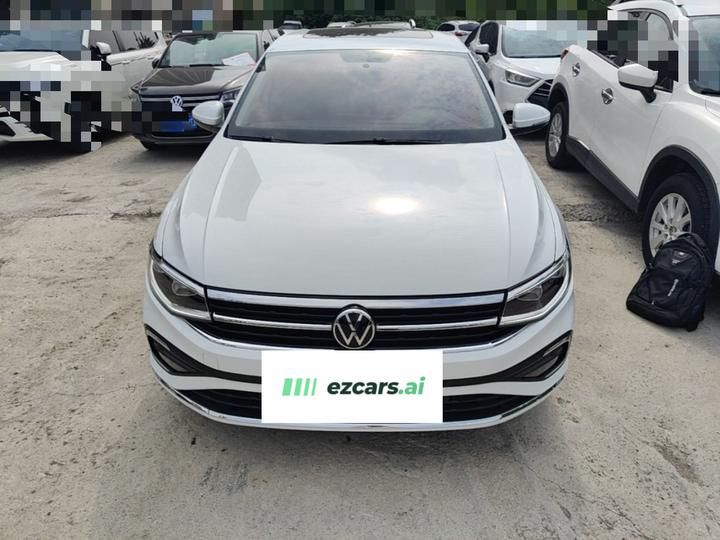 Bora 2023 200TSI DSG photo 2