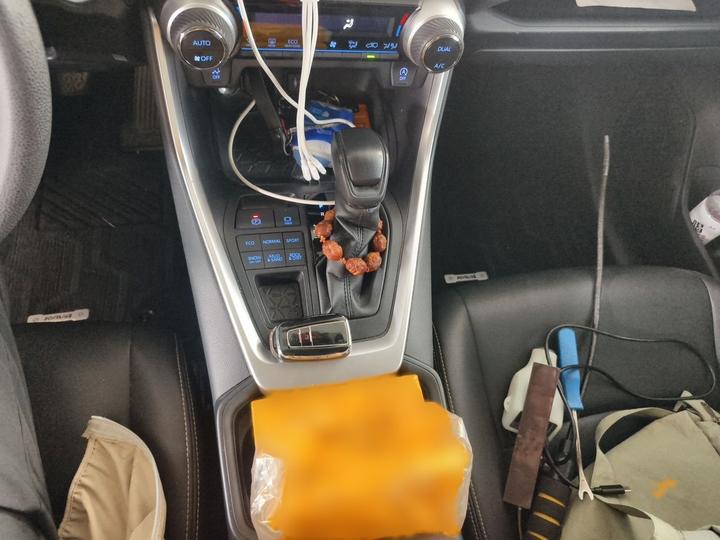 RAV4 2020 2.0L CVT AWD photo 6
