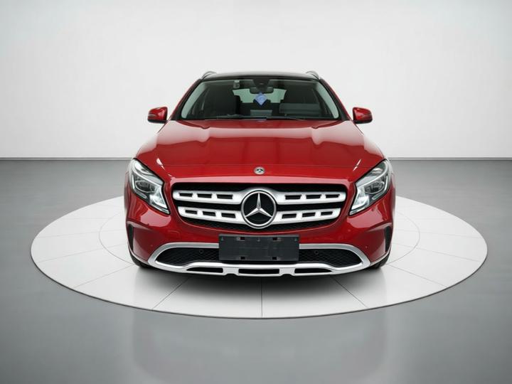 GLA 2019 GLA 200 Dynamic photo 2