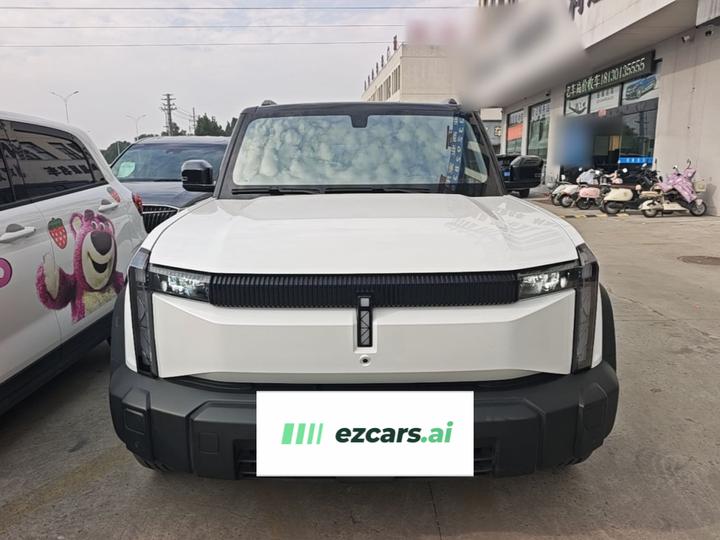 iCAR 03 2024 401km RWD Standard Advanced photo 2