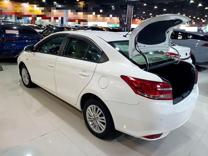 Vios 2017 1.5L CVT photo 4