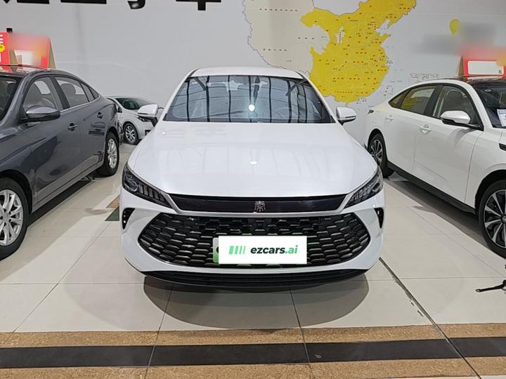 Qin PLUS 2025 DM-i ADAS 128KM Progressive photo 2