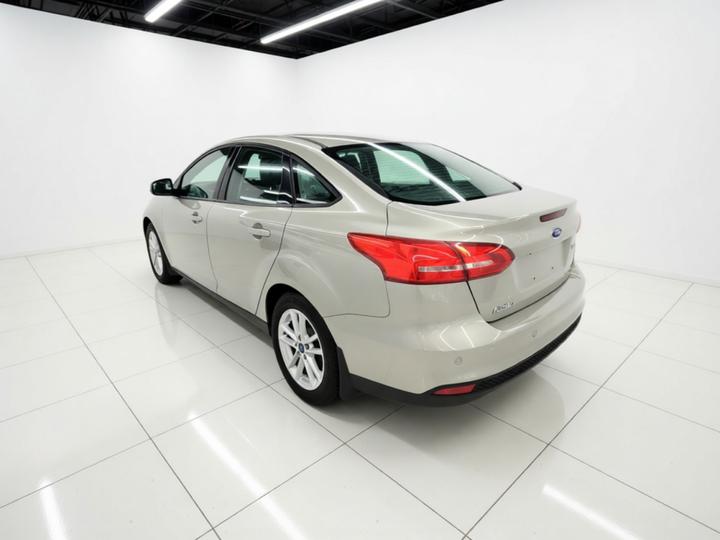 Focus 2015 Sedan 1.6L AT photo 4