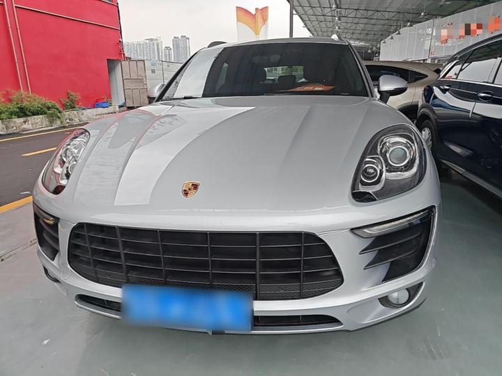 2014 Macan 2.0T photo 2