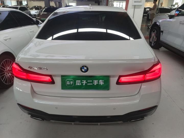 5 Series 2022 Facelift 525Li M Sport Package photo 3